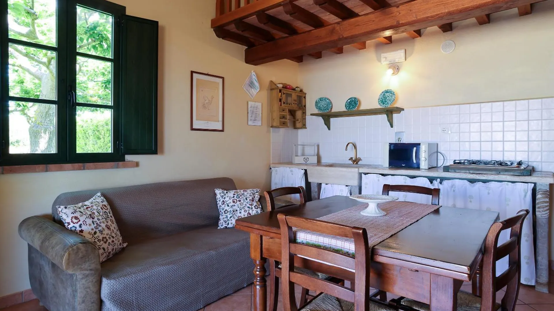 Agriresidence Debbiare Riparbella